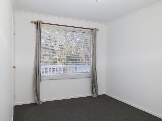 House for rent in Churchill, Victoria