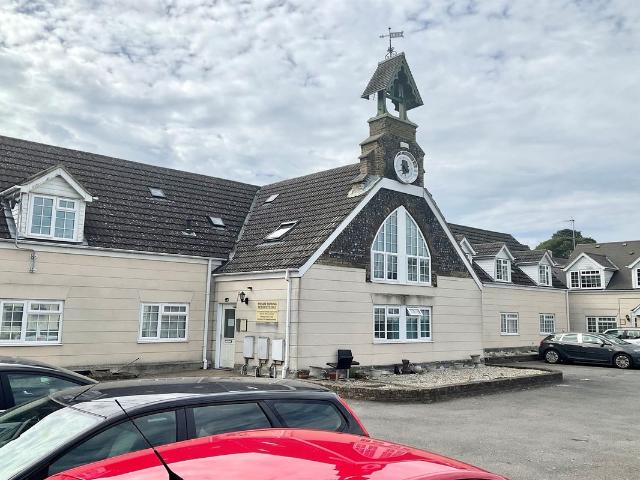 Studio for rent in Buckland, Ash