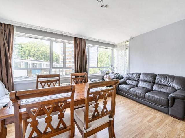 Apartment for rent in Churchill Gardens Estate, Greater London
