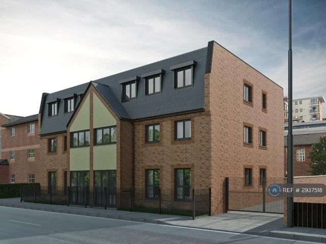 Apartment for rent in Slough