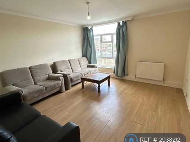 Apartment for rent in Wealdstone, Greater London