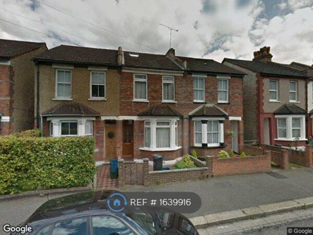 House for rent in London Borough of Croydon, Purley