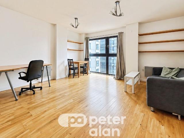 Apartment for rent in Crockherbtown, Falcon Lodge