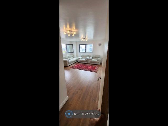Apartment for rent in Crockherbtown, Falcon Lodge