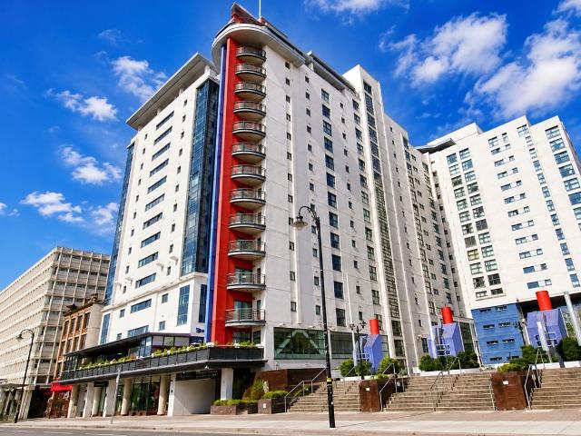 Apartment for rent in Crockherbtown, Falcon Lodge