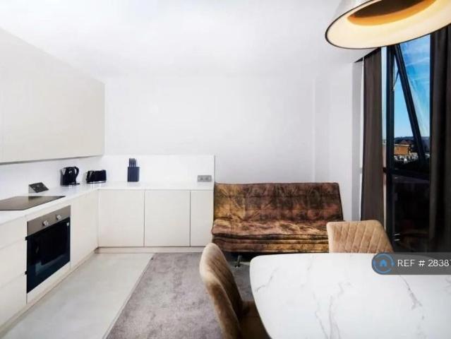 Apartment for rent in Bollinbrook, Macclesfield