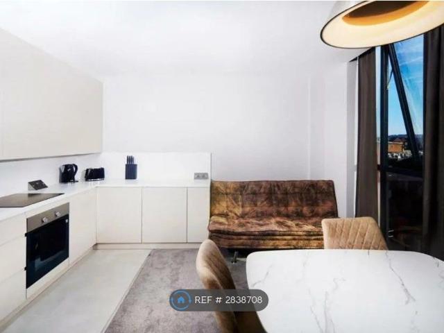 Apartment for rent in Bollinbrook, Macclesfield