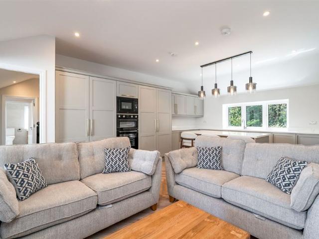Apartment to rent in Dundrum, North Tipperary