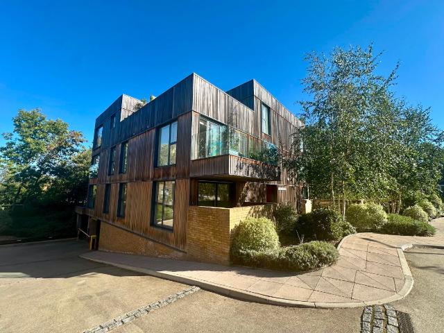 Apartment for rent in London Borough of Lewisham, Forest Hill