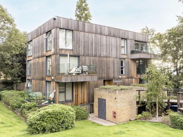 Apartment for rent in London Borough of Lewisham, Forest Hill