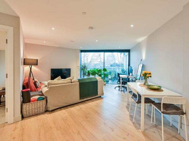 Apartment for rent in Elephant and Castle, Greater London