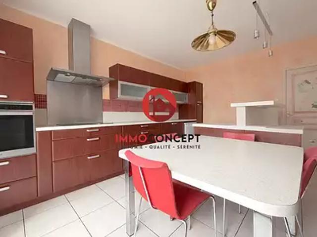 Maison vente à Nîmes, Chusclan