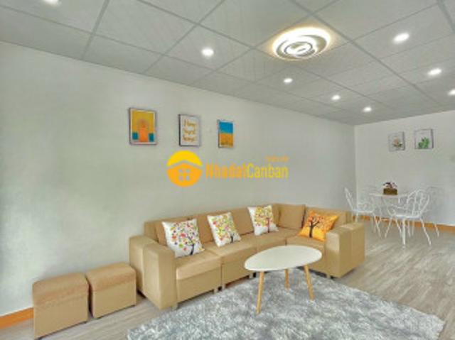 Nhà mặt phố bán
