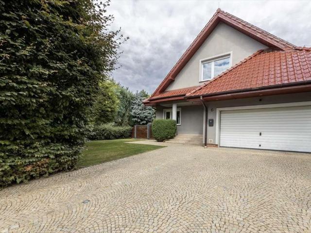 Dom na sprzedaż w Chyby, Wielkopolskie