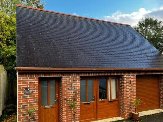 House for rent in Penweathers, Cornwall