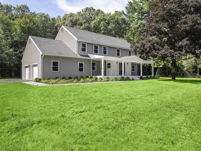 House for sale in Medway, Norfolk County