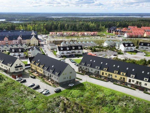 Lägenhet hyra i Steninge, Stockholm