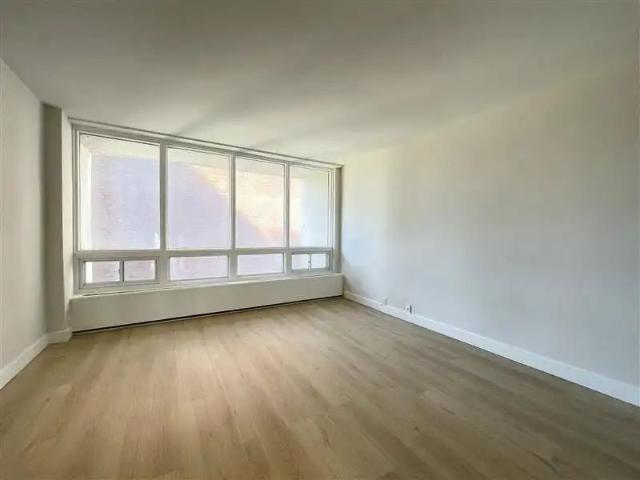 Apartment for rent in St. Leonard's, Quebec