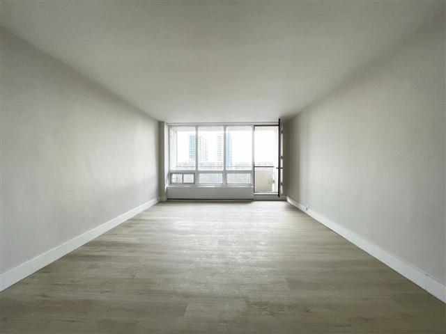 Apartment for rent in St. Leonard's, Quebec