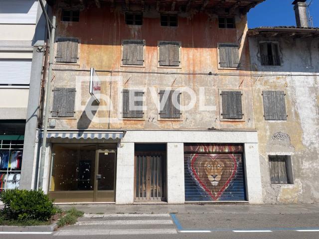 Villa Indipendente in vendita a Codroipo, Friuli-Venezia Giulia