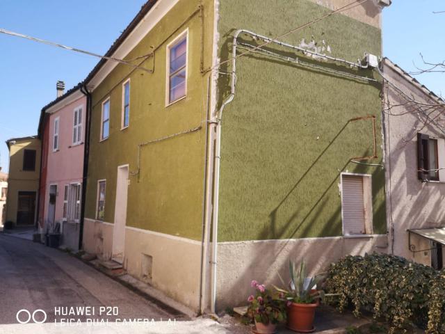 Villa Indipendente in vendita a Marche, Ancona