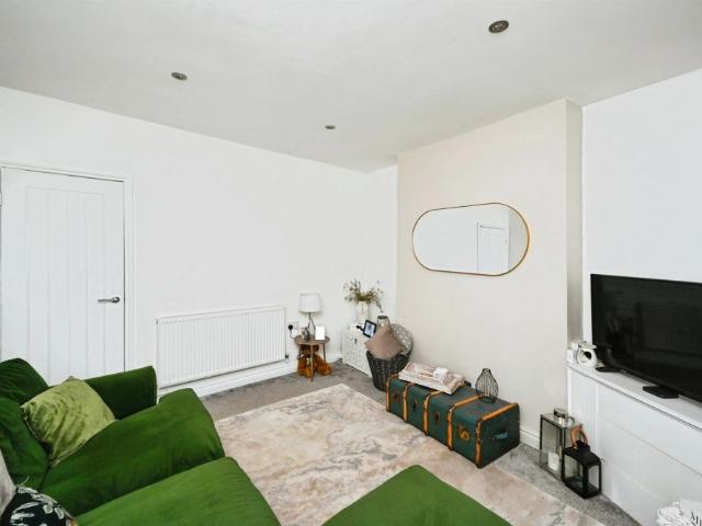 House for rent in Kedleston, East Midlands