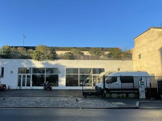 Local Commercial vente à L'Haÿ-les-Roses, Ivry-sur-seine