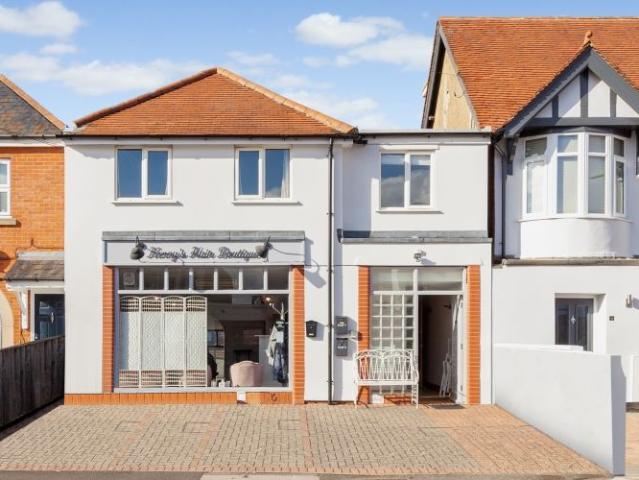 Apartment for rent in Lye Valley, The Slade