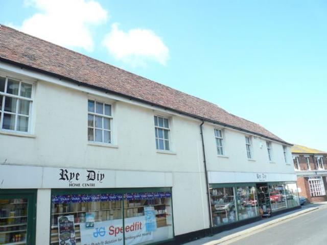 Apartment for rent in Heathlands, East Sussex