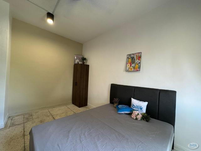 Room for rent in Renggam, Johor