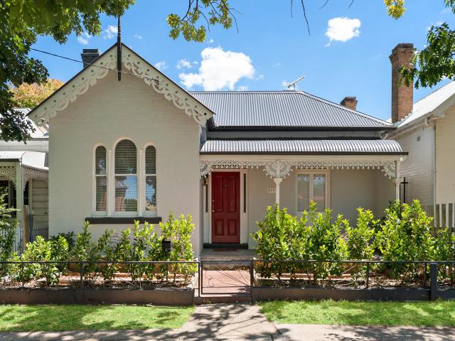 House for sale in Brisbane Grove, New South Wales