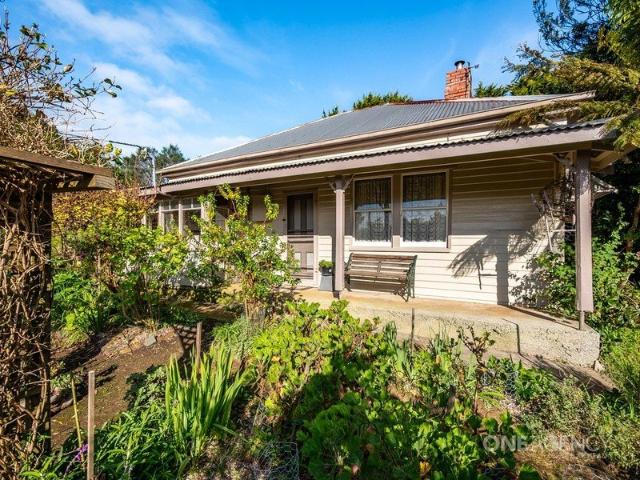 Cottage for sale in West Montagu, Tasmania