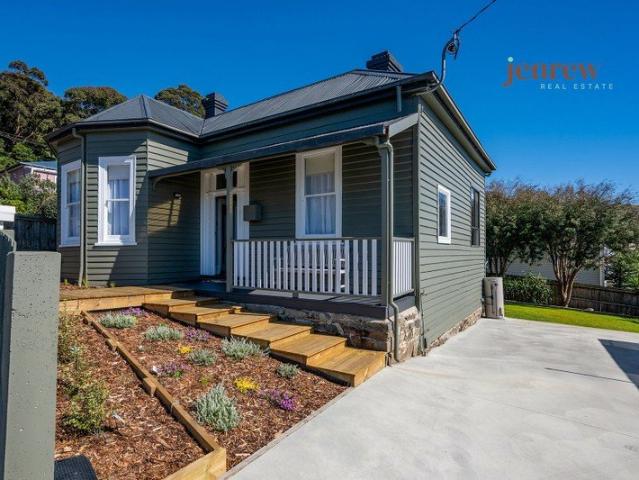 House for sale in Burnie
