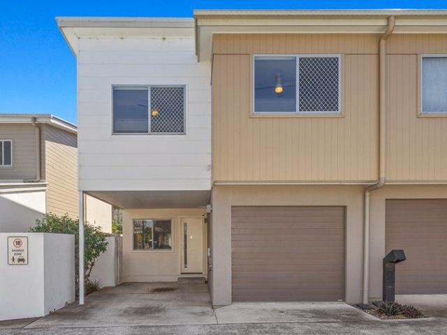 Townhouse for sale in Methul, Queensland