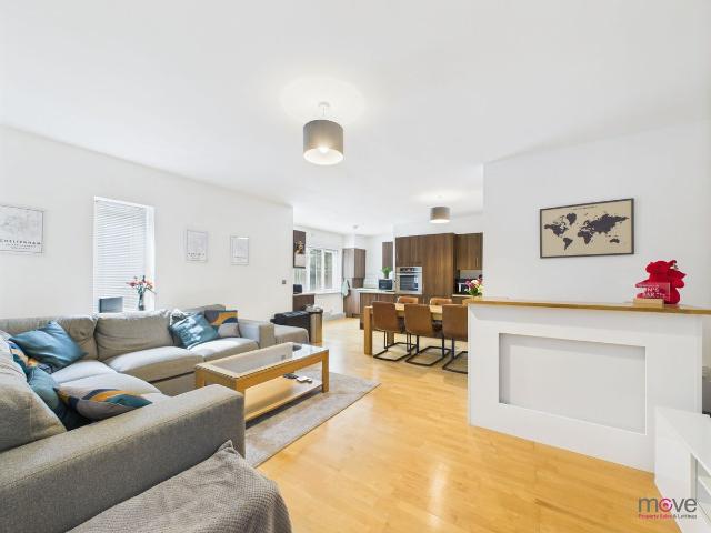 Apartment for rent in Bafford, Golden Valley