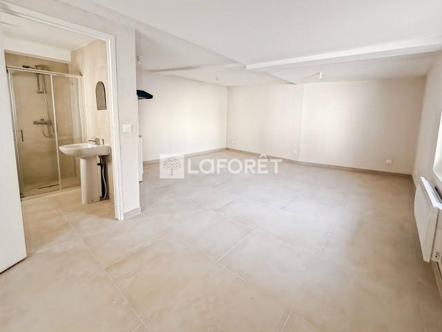 Studio location à Cires-lès-Mello, Oise