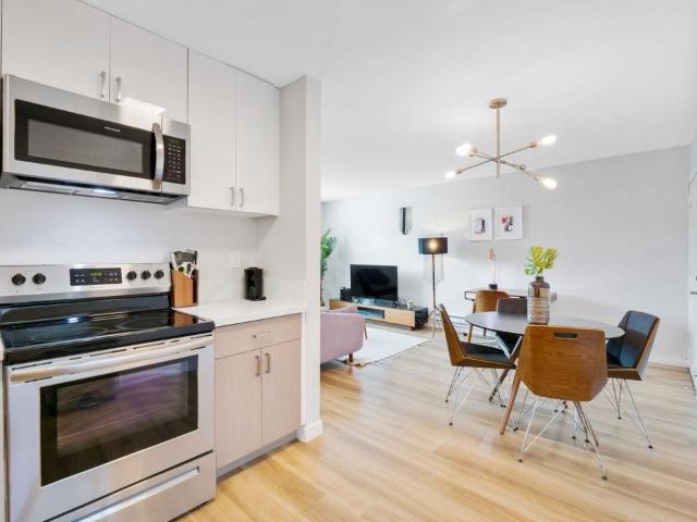 Apartment for rent in Redondo Beach, California