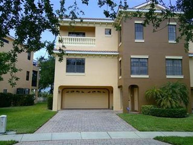 Townhouse for sale in Tarpon Springs