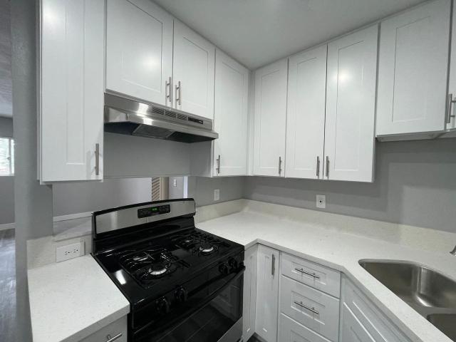 Apartment for rent in Orange, California