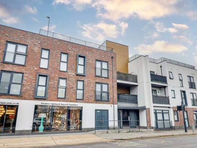 House for sale in Bank, Greater London