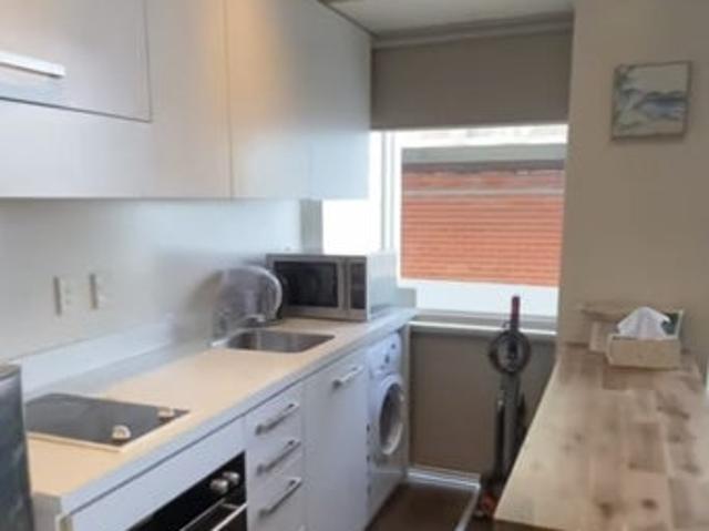 Apartment for rent in Te Tōangaroa, Auckland