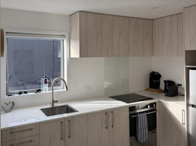 Apartment for rent in Heathcote, Canterbury