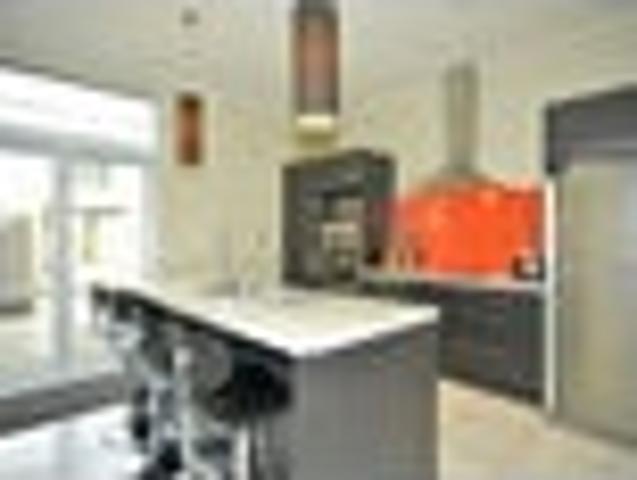 House for rent in Christchurch Central, Linwood-Central-Heathcote Community