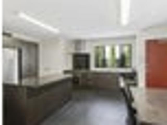 Apartment for rent in Heathcote, Canterbury