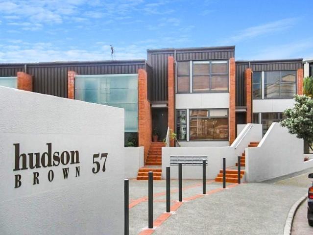 Apartment for rent in Mechanics Bay, Auckland