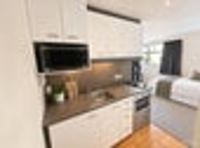 Apartment for rent in Te Tōangaroa, Auckland