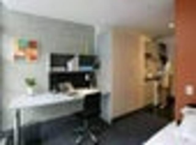 Apartment for rent in Te Tōangaroa, Auckland