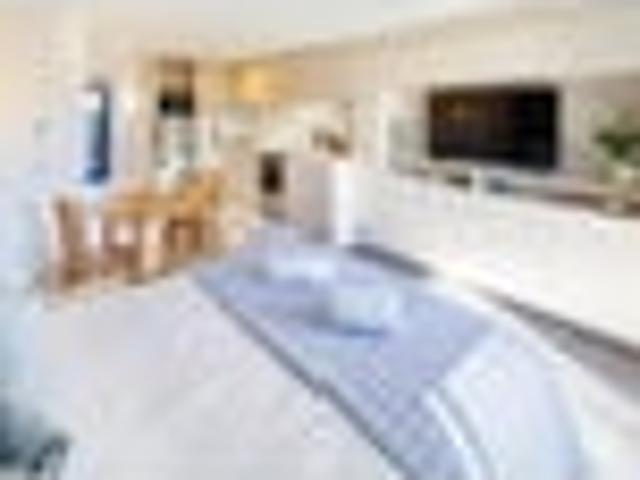 Apartment for rent in Heathcote, Canterbury