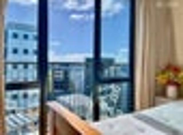 Apartment for rent in Newton, Auckland