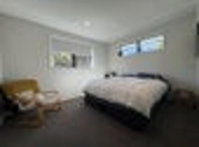 Townhouse for rent in Heathcote, Canterbury